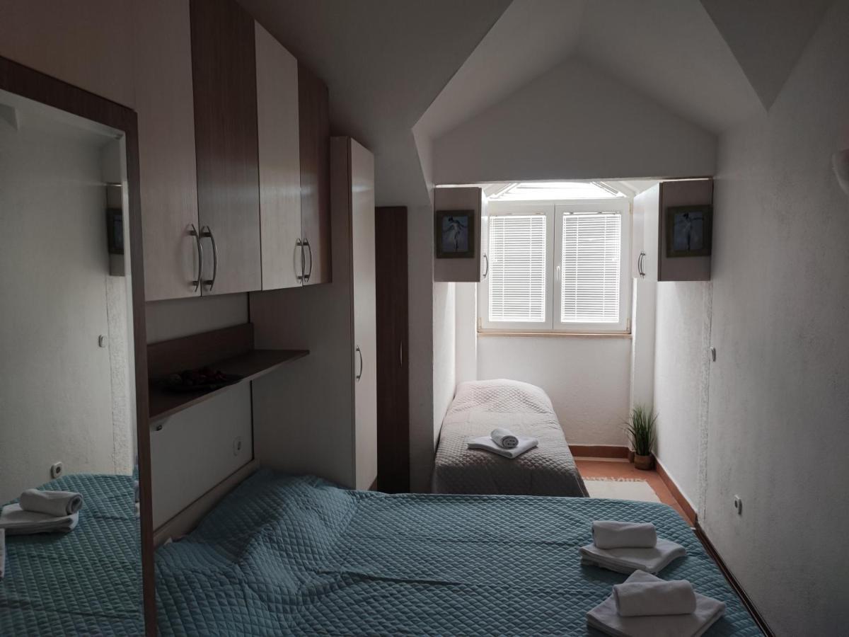 Apartments Villa Kresic 네움 외부 사진